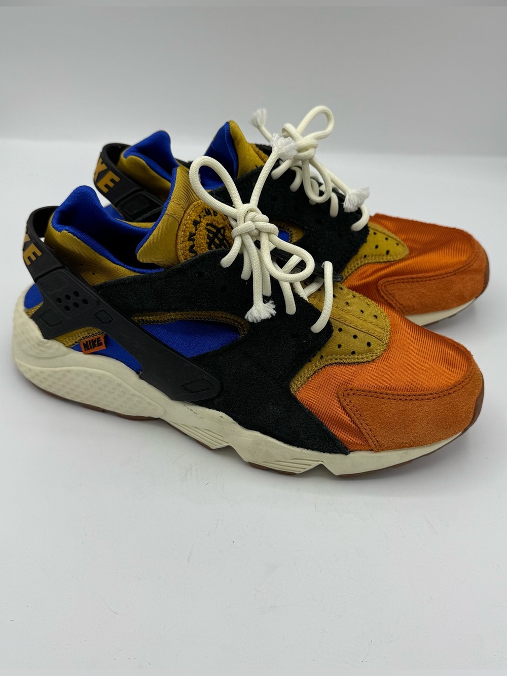 Nike Air Huarache ACG Campfire‎ Orange Women's size 8.5